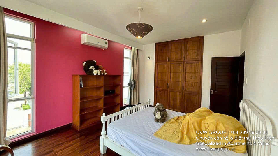 Biệt thự cho thuê tại Thảo Điền Compound | 4PN | Hồ bơi & Sân vườn | $3,850 Bao gồm Thuế image 8
