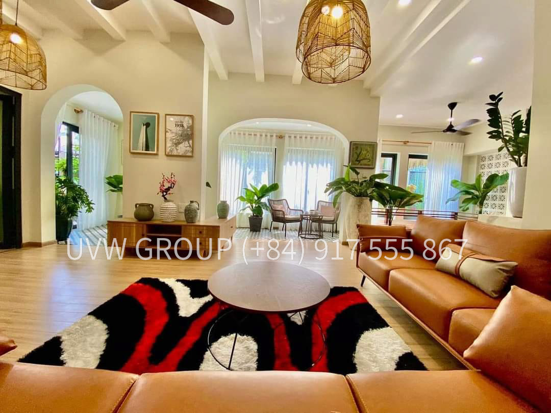 Bán Nhà Hiện Đại Tân Phú, Quận 9 | 230m² | Sân Vườn | 12 Tỷ 2