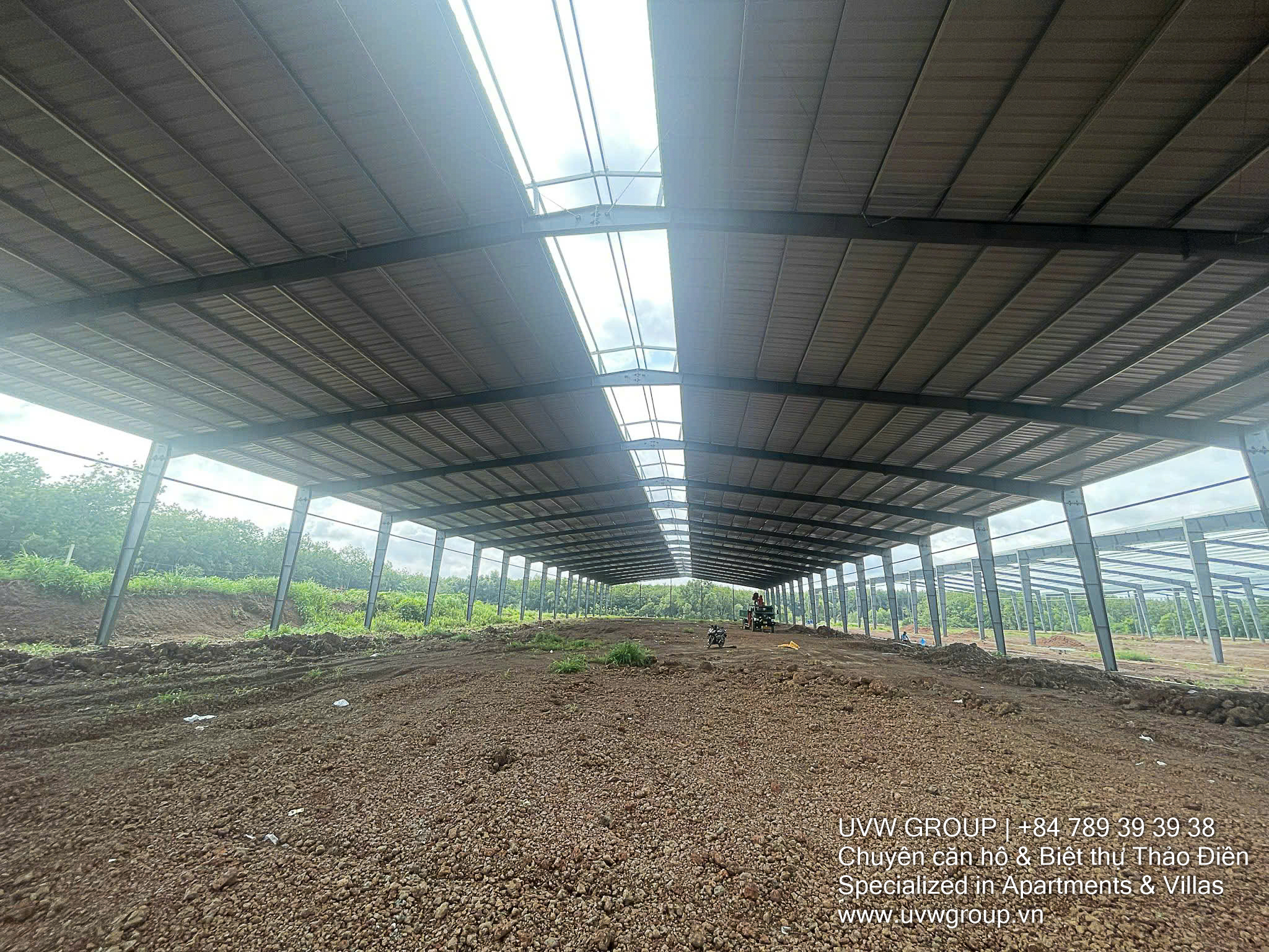 Industrial Land with 3 Warehouses for Sale – 3.2ha | $3.25M