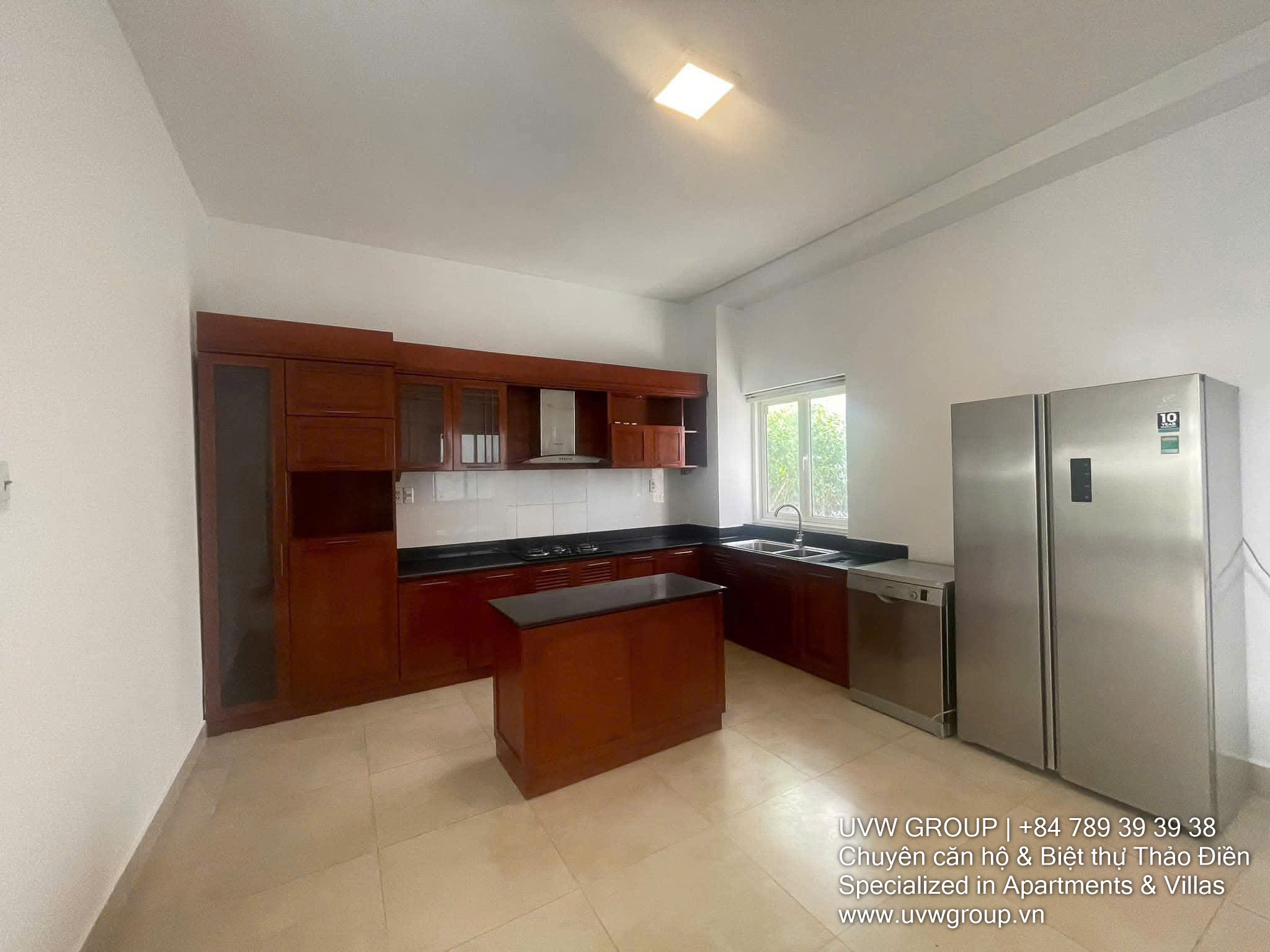 Cho thuê biệt thự compound Thảo Điền – Tầng hầm – 4 phòng ngủ + Văn phòng – $4,200/Tháng image 4