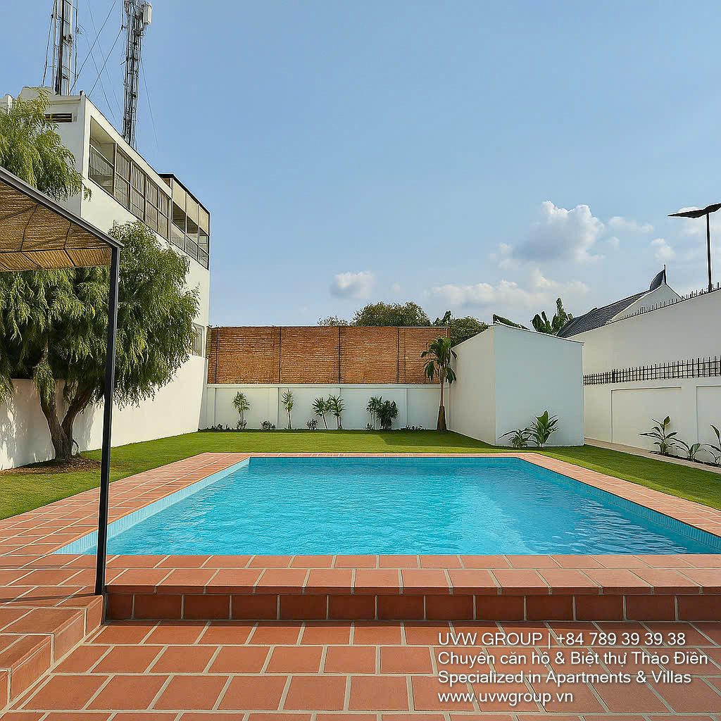 Luxury 5-bedroom villa for rent in An Phu, District 2, HCMC – 900m² land with private pool and garden