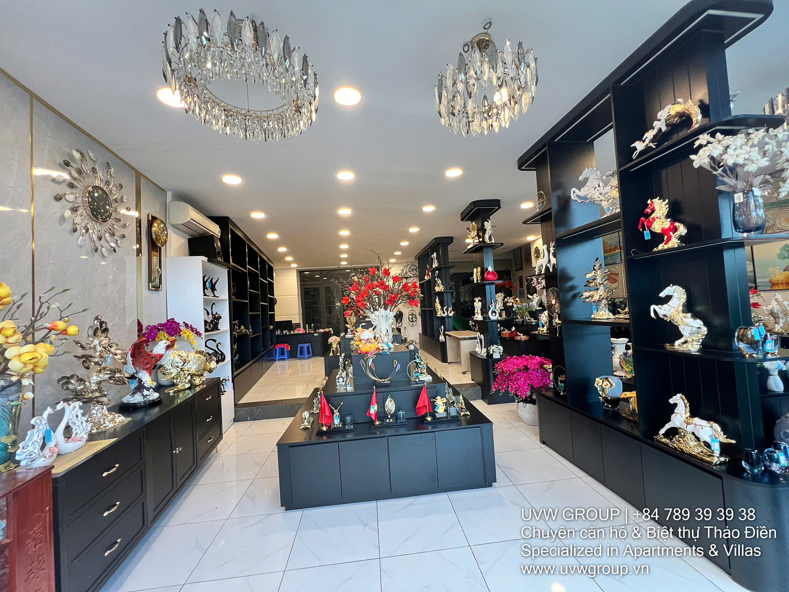Showroom for Rent on Hanoi Highway, Thao Dien | 187m² | $3,000 image 9