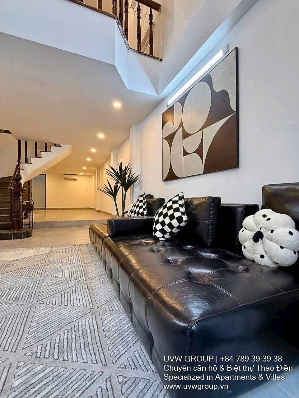 4-bedroom modern house for rent in Thao Dien with mezzanine and 5 bathrooms