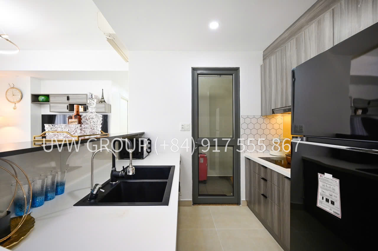 Căn hộ 2PN cho thuê tại Masteri Thảo Điền | 71m² View Tây Nam | $1,000 image 8