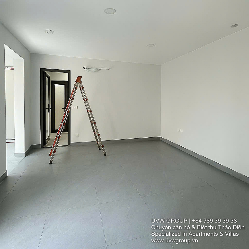 Modern unfurnished house for rent in Thao Dien, District 2 – 3 floors, large yard, ideal for office
