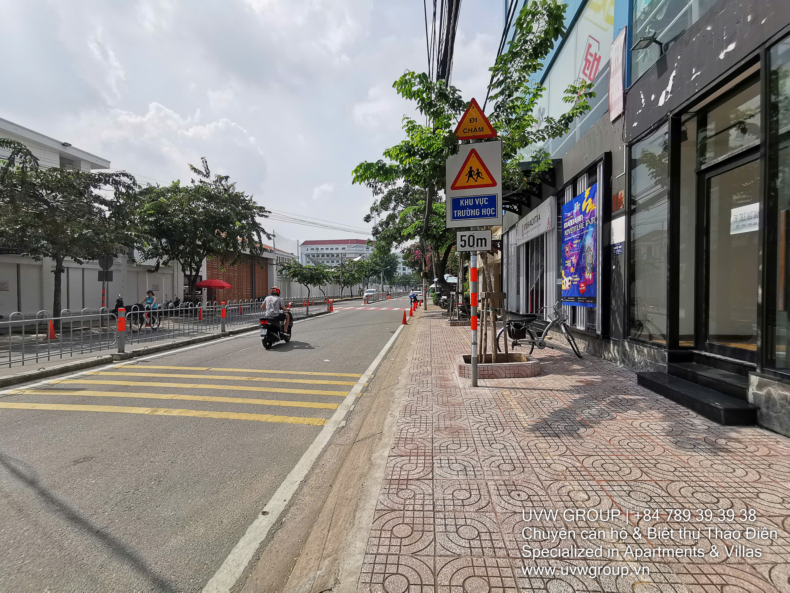2 Frontage Shop for Rent in Thao Dien | 65m² | $2,200 11