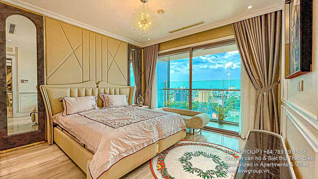 Bán căn hộ góc VIP – Vincom Center Lê Thánh Tôn | 205m² | 4PN | 53 Tỷ 12