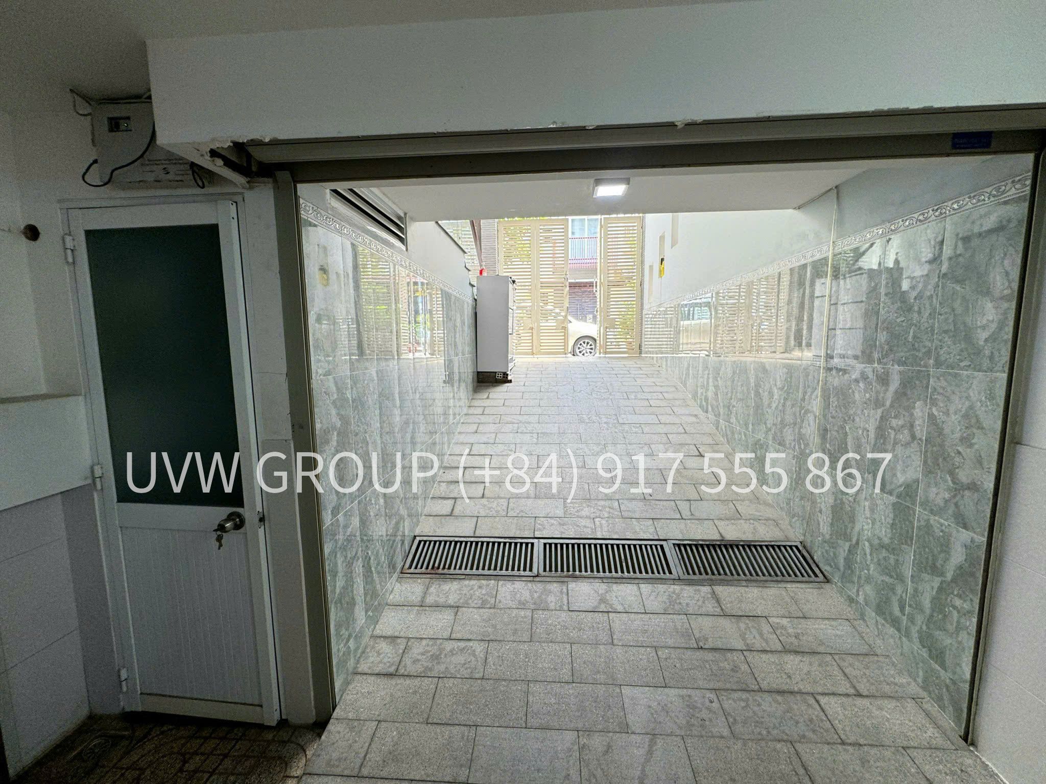Bán Nhà Hiện Đại Quận 2 | Lương Định Của | 4PN | Tầng Hầm | 17.5 Tỷ image 6