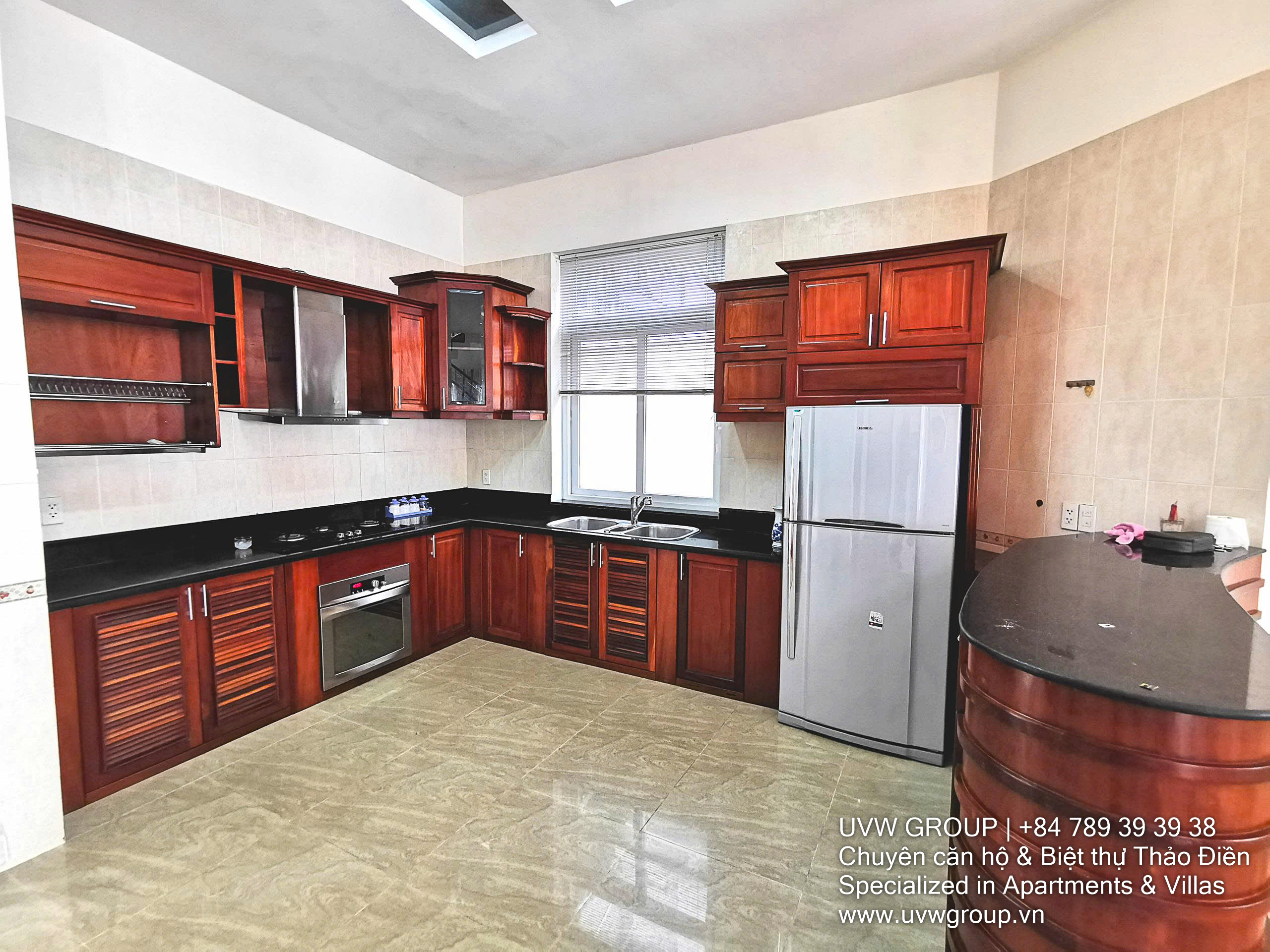 Biệt thự cho thuê tại Thảo Điền | 5 phòng ngủ | Hồ bơi riêng & Sân vườn | $3,400/tháng 14