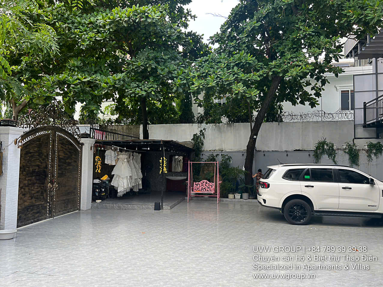 Cho thuê: Tầng trệt + Tầng 1 + Sân | 400m² | Thảo Điền Quận 2 | 70 Triệu/tháng 2