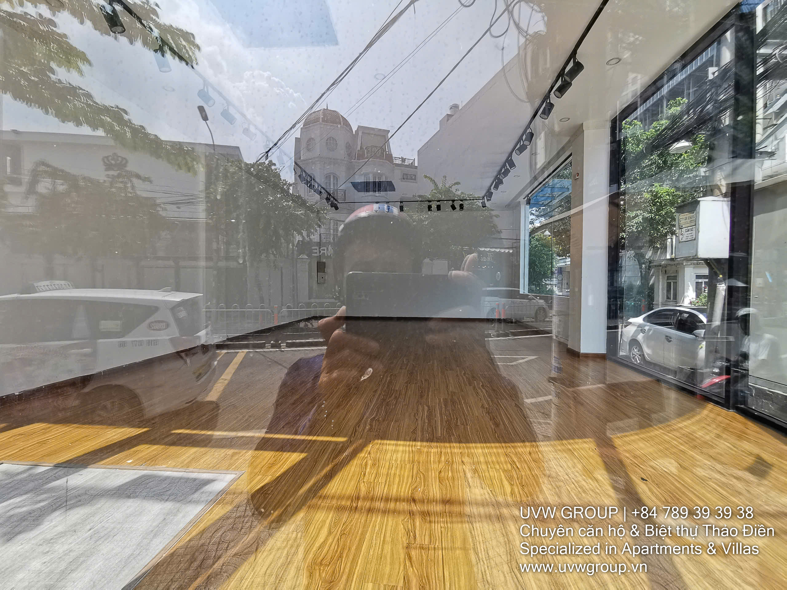 Cho thuê Shop 2 Mặt Tiền tại Thảo Điền | 65m² | $2,200 image 4