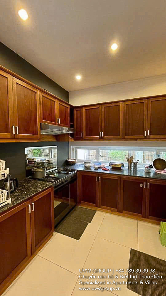 Biệt thự cho thuê tại Thảo Điền Compound | 4PN | Hồ bơi & Sân vườn | $3,850 Bao gồm Thuế 18