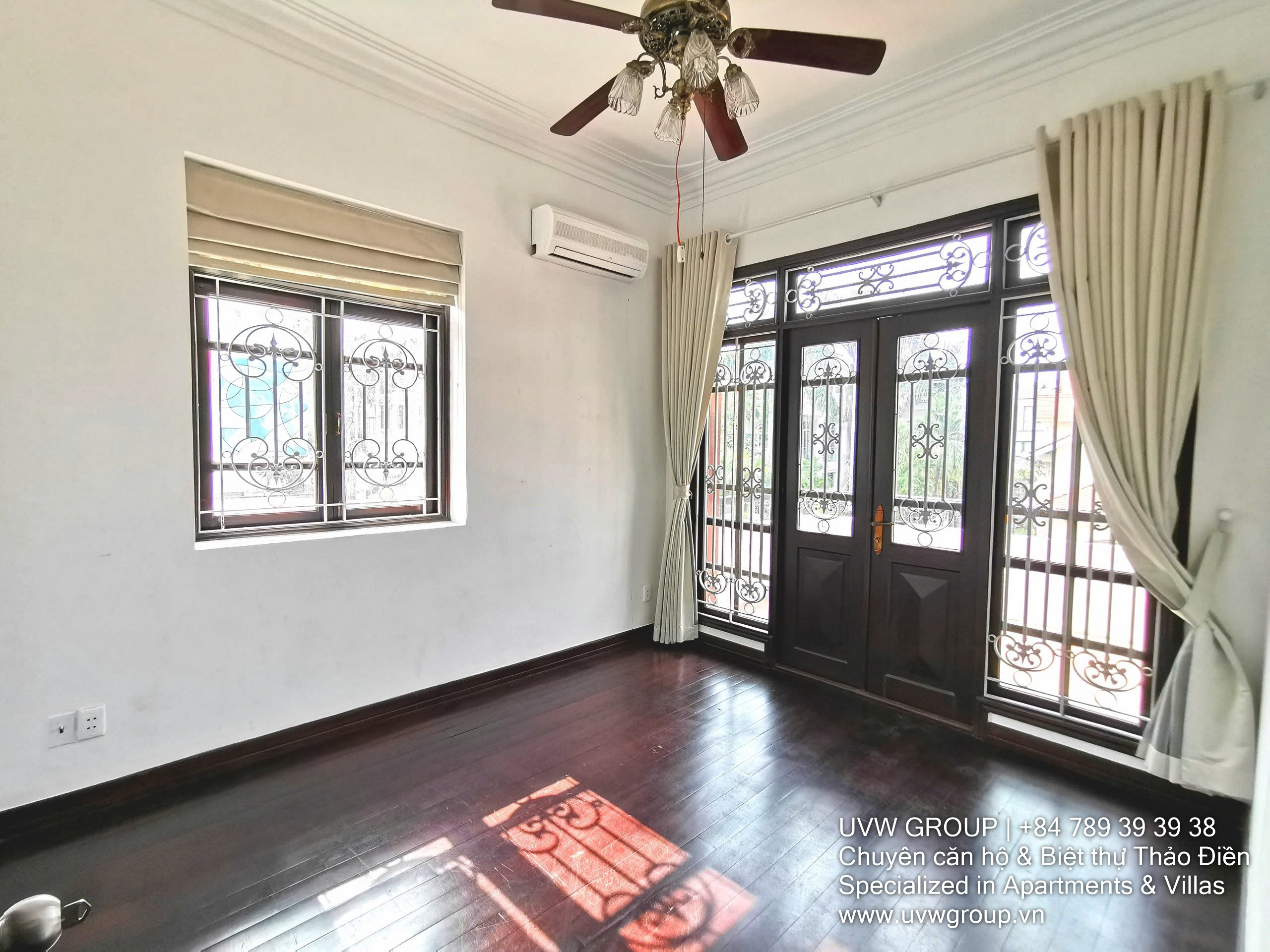 3-bedroom villa for rent in An Phu, District 2 with garden, modern kitchen, and secure compound