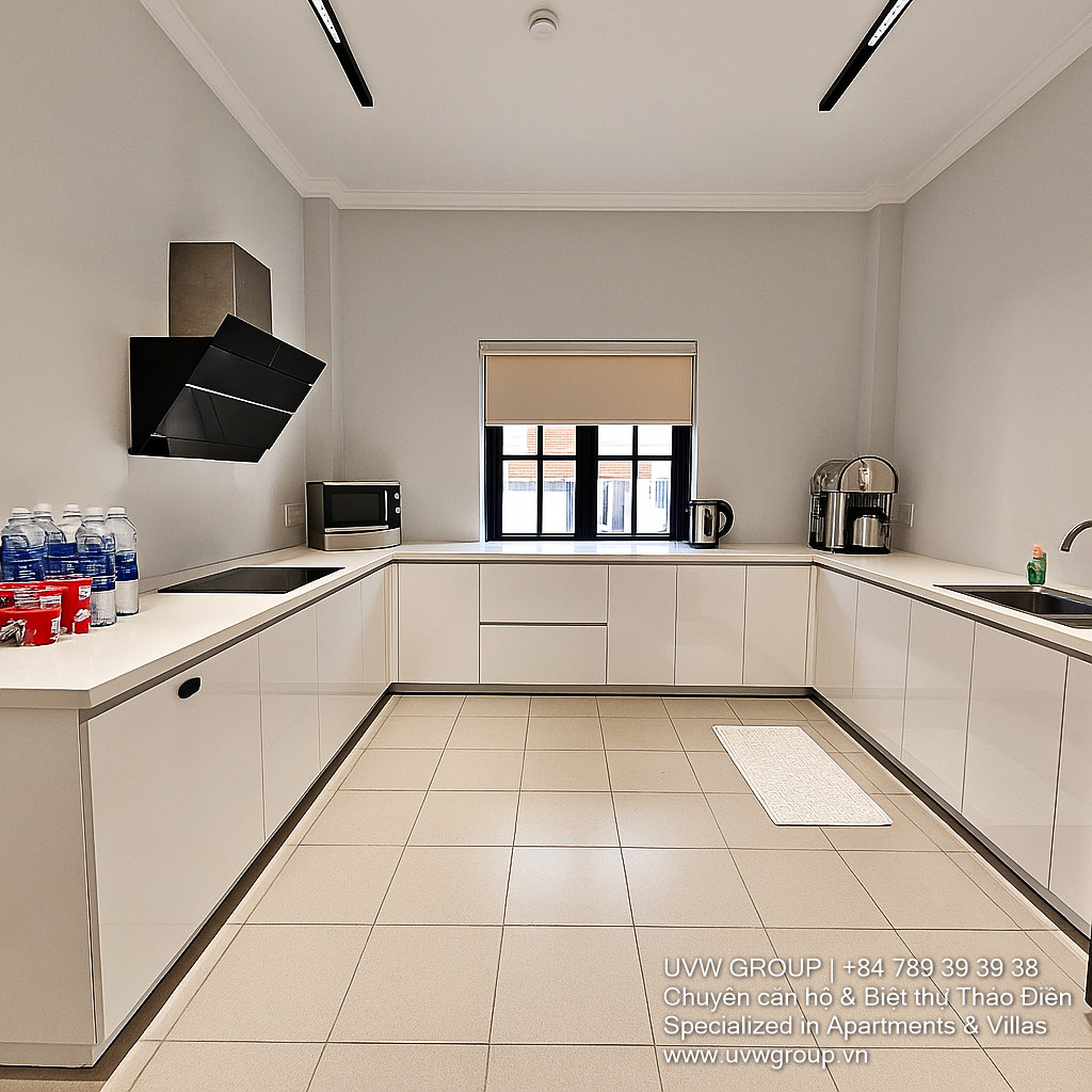 Short-Term Luxury Villa for Rent in Thao Dien | Nguyen U Di | 5BR | Pool | BBQ image 7