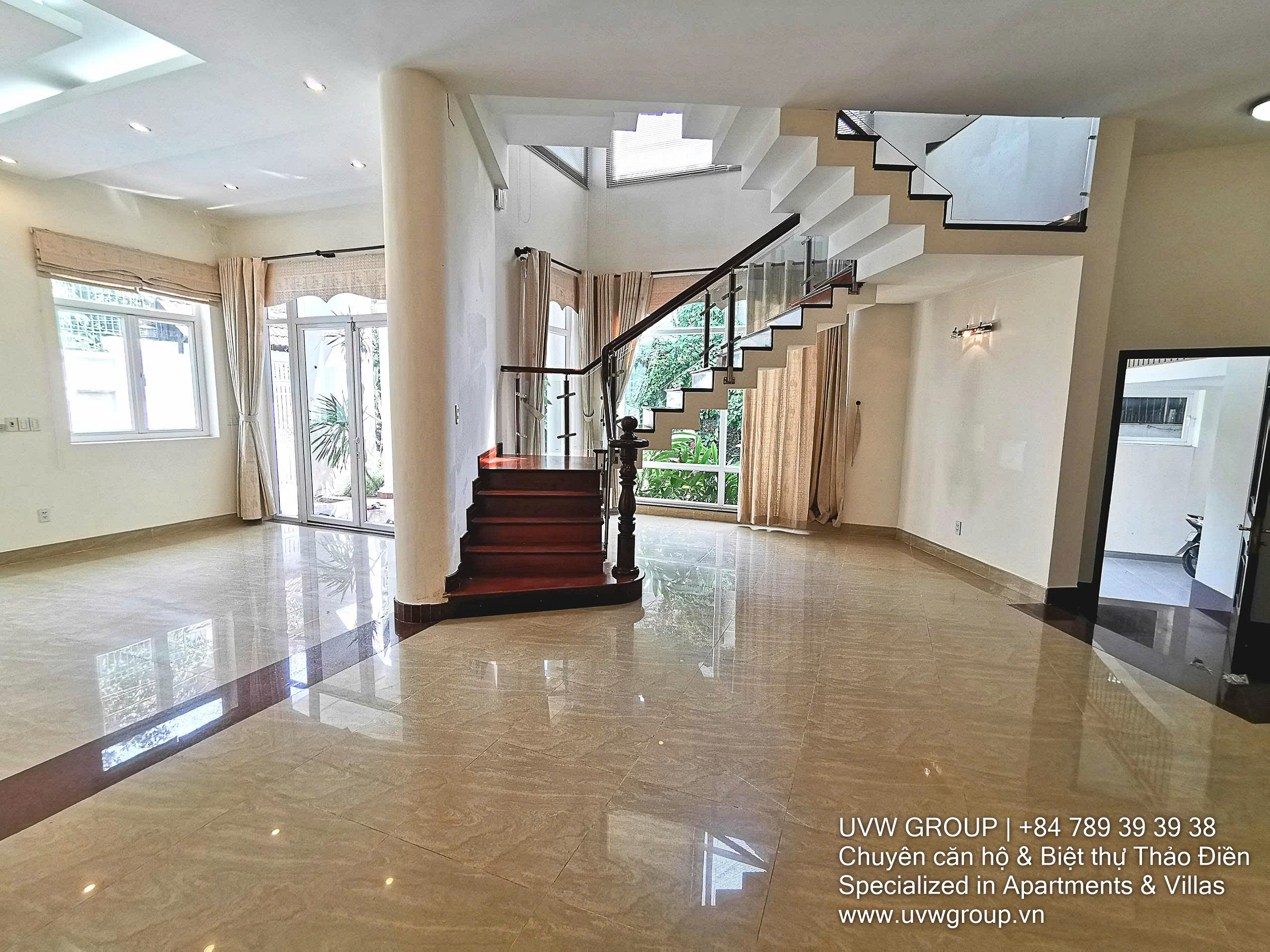 Biệt thự cho thuê tại Thảo Điền | 5 phòng ngủ | Hồ bơi riêng & Sân vườn | $3,400/tháng 16