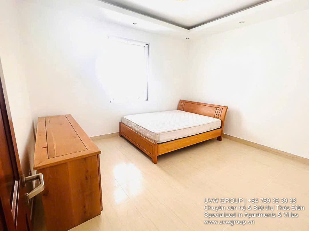 Villa for Rent on Thao Dien Street | 4BR + Office | $3,000 18