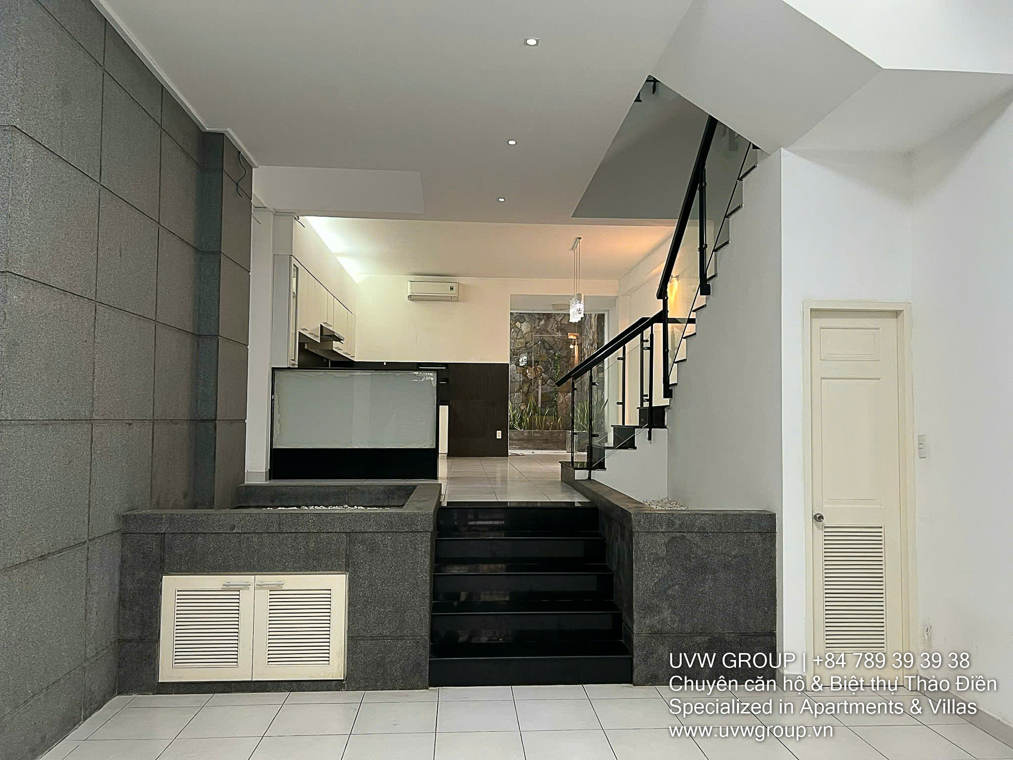 House for Sale in Thao Dien | Nguyen Van Huong Street | 105m² | 3 Floors | 25 Bilion VND image 3
