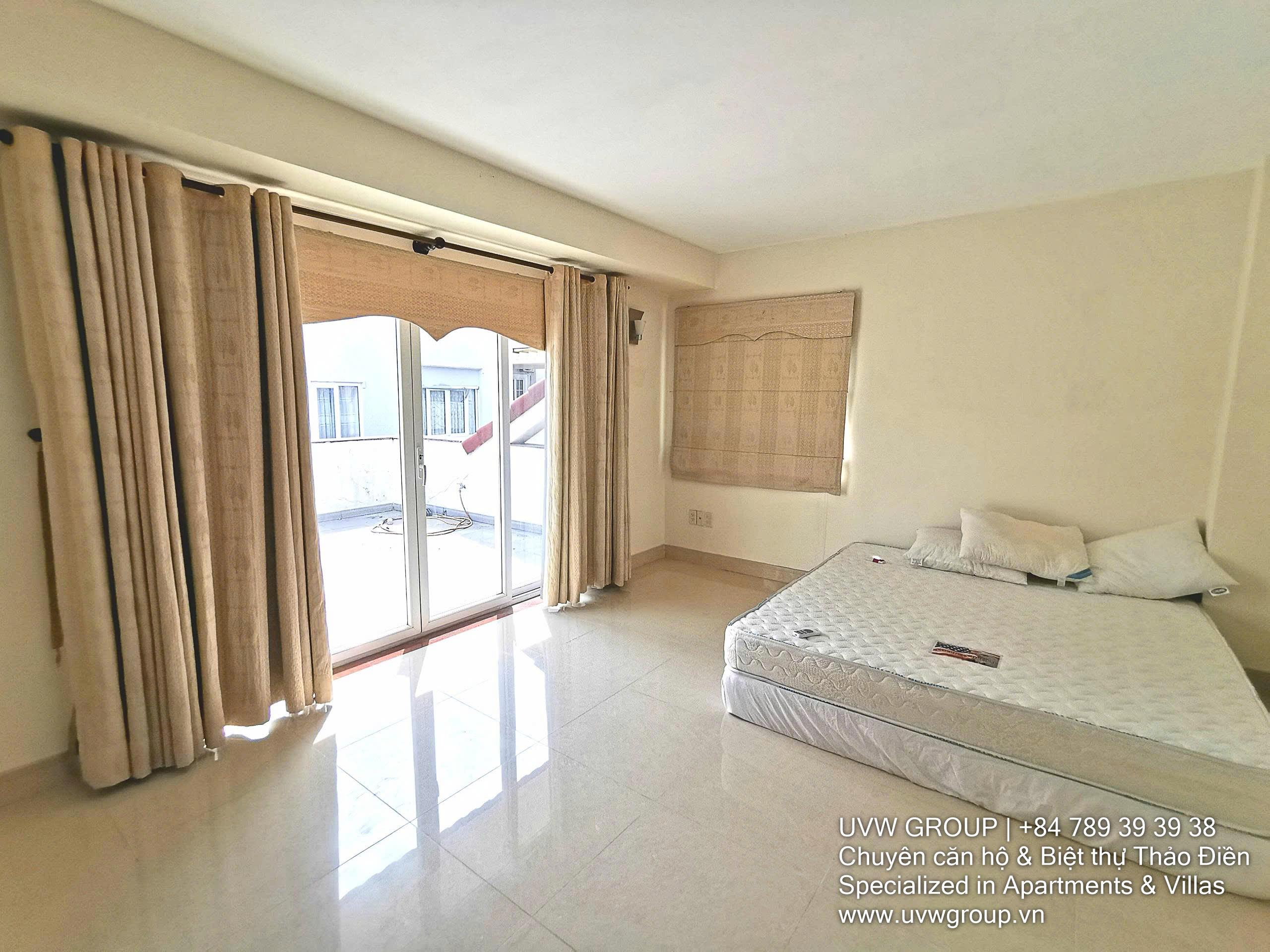 Biệt thự cho thuê tại Thảo Điền | 5 phòng ngủ | Hồ bơi riêng & Sân vườn | $3,400/tháng image 6
