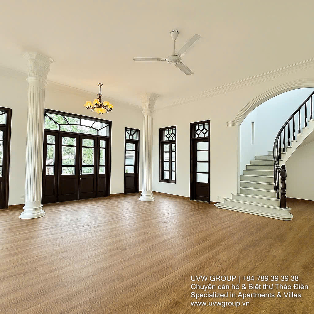Luxury 5-bedroom villa for rent in An Phu, District 2, HCMC – 900m² land with private pool and garden
