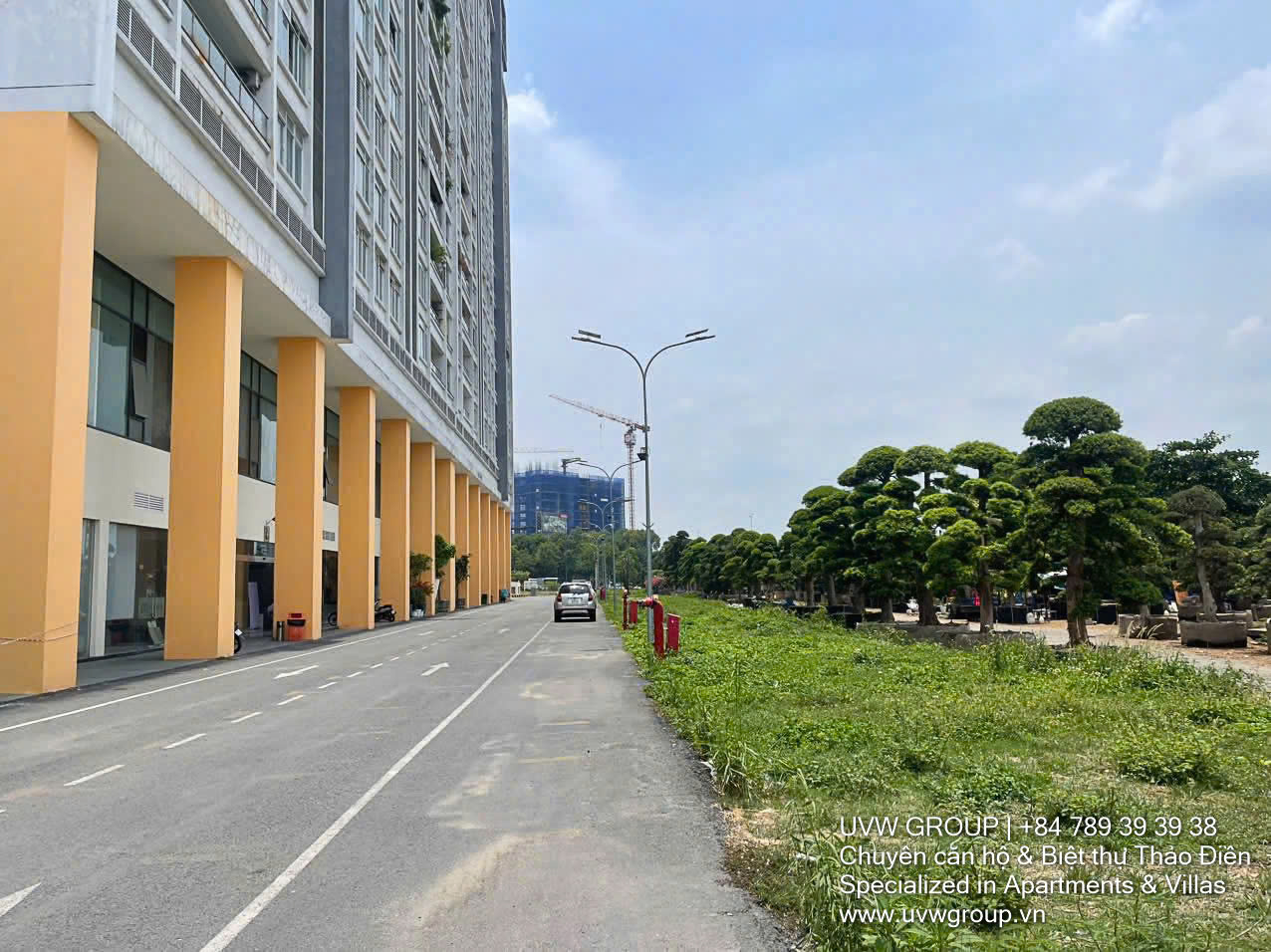 Shophouse for Rent in Petroland Building, District 2 | 400sqm – $3,000 1