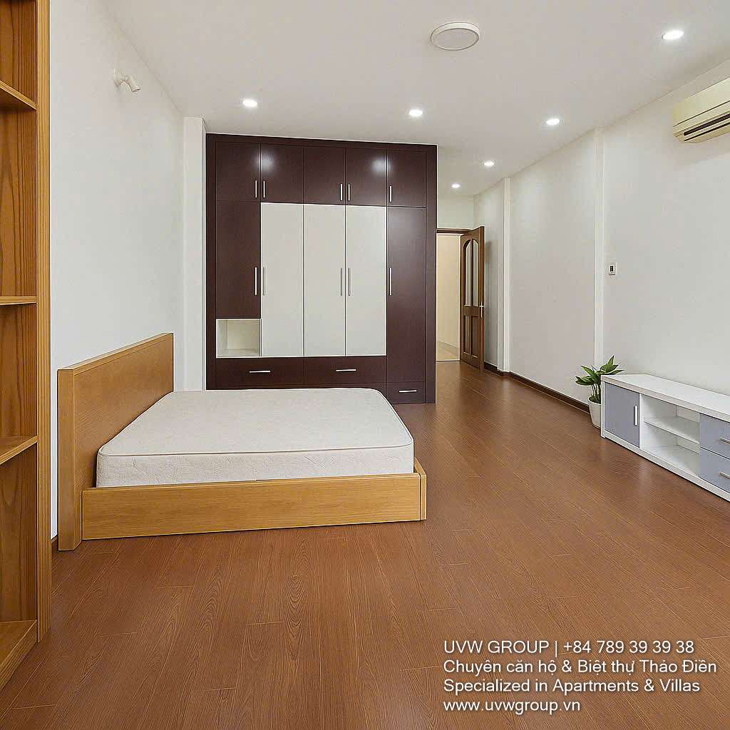 4BR House for Rent in Thao Dien | Garden | Expat-Friendly | $1,600 1