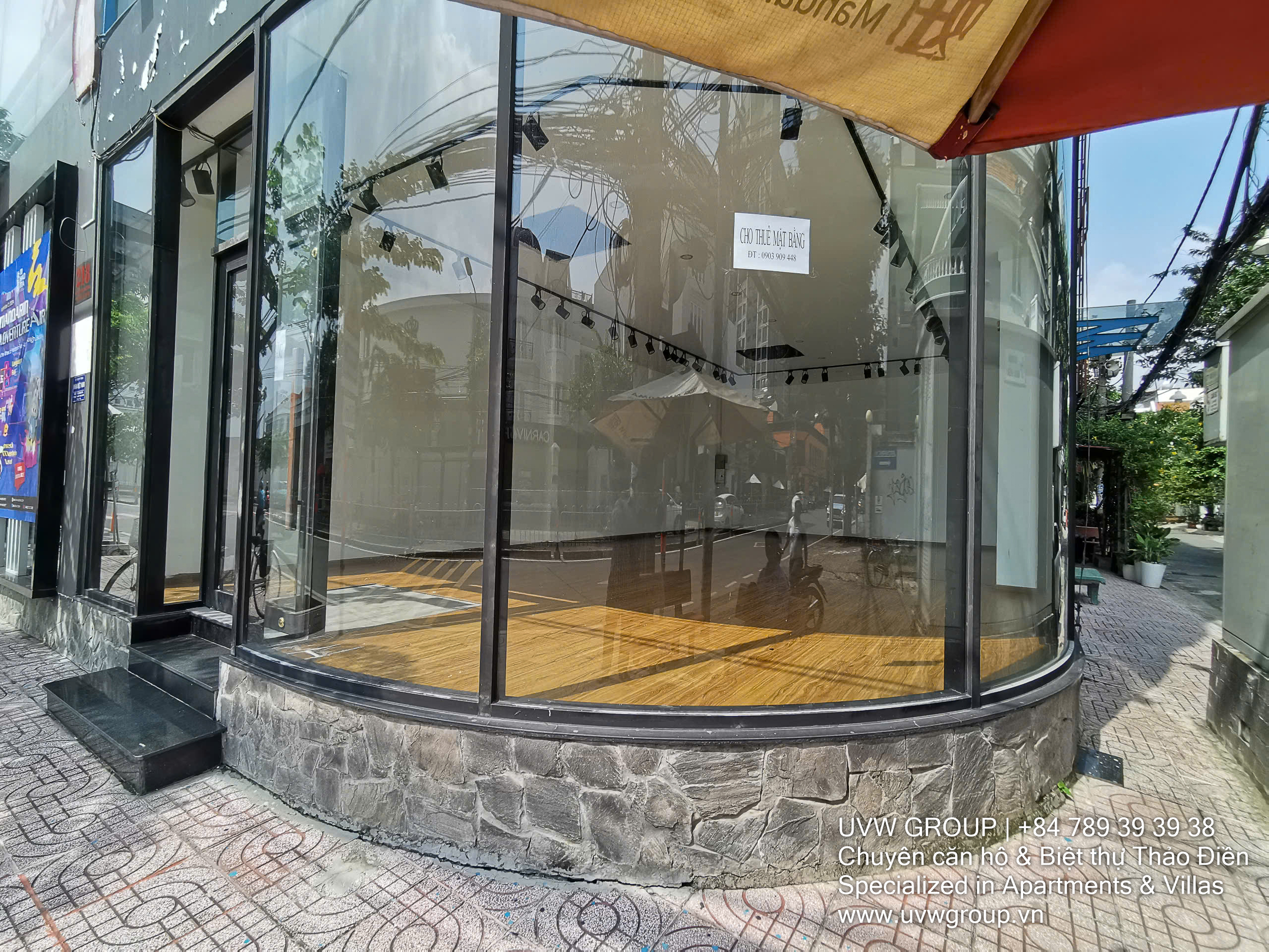 Cho thuê Shop 2 Mặt Tiền tại Thảo Điền | 65m² | $2,200 2