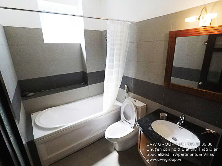 Nhà ven sông cho thuê tại Thảo Điền | 5PN | 150m² | $2,570 13