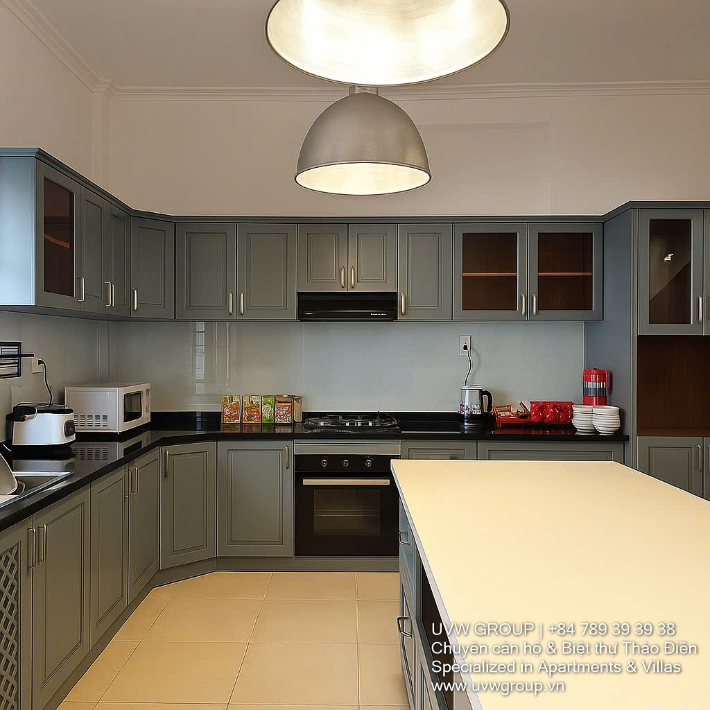 Luxurious 7BR Villa for Rent in Thao Dien | Private Pool & Karaoke | 500m² image 9
