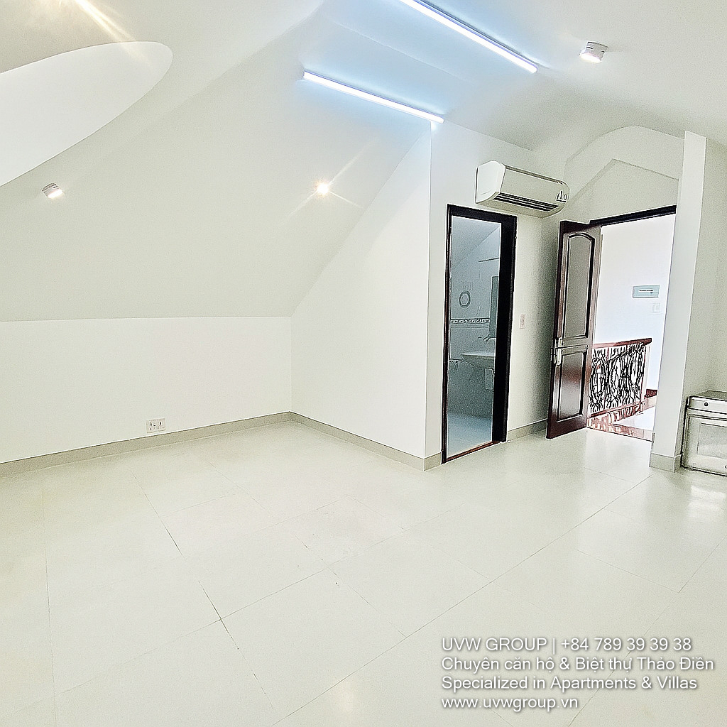 Thao Dien Villa for Rent | 6 Bedrooms | Pool & Garden | $5,500/month (VAT Included) image 9