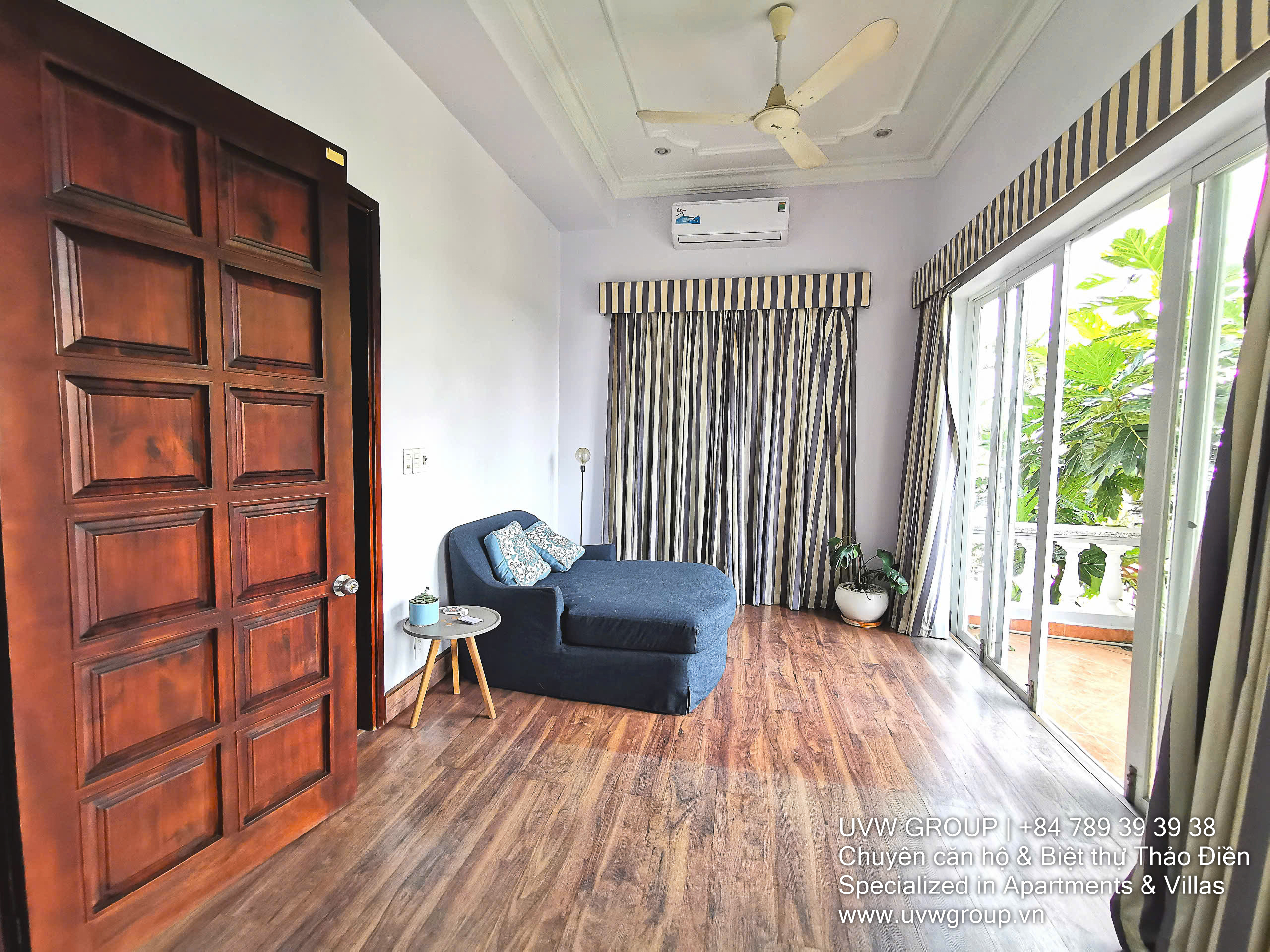Biệt thự 5 phòng ngủ chưa nội thất cho thuê tại Thảo Điền | 350m² | View hồ bơi và sông | $3,900 image 8