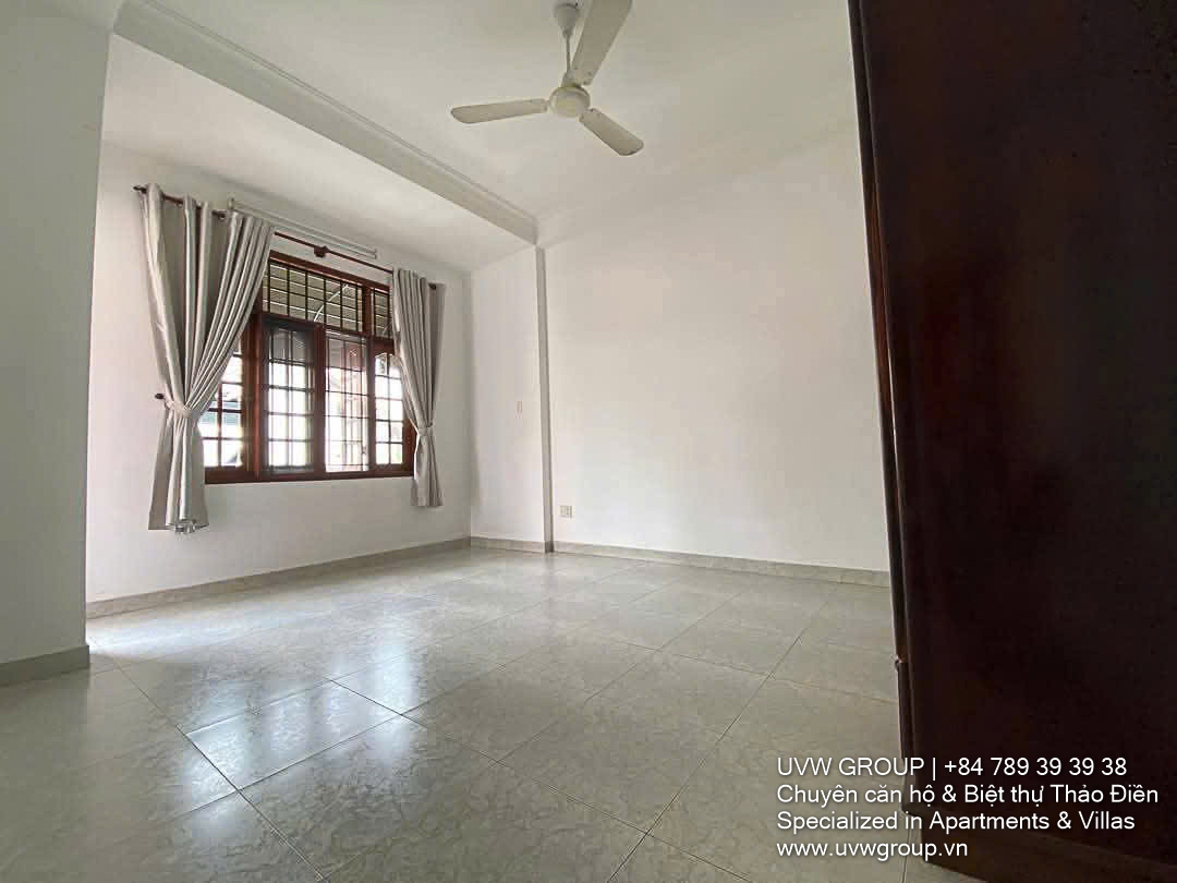 3-bedroom house for rent in Thao Dien with 2 floors and 4 bathrooms