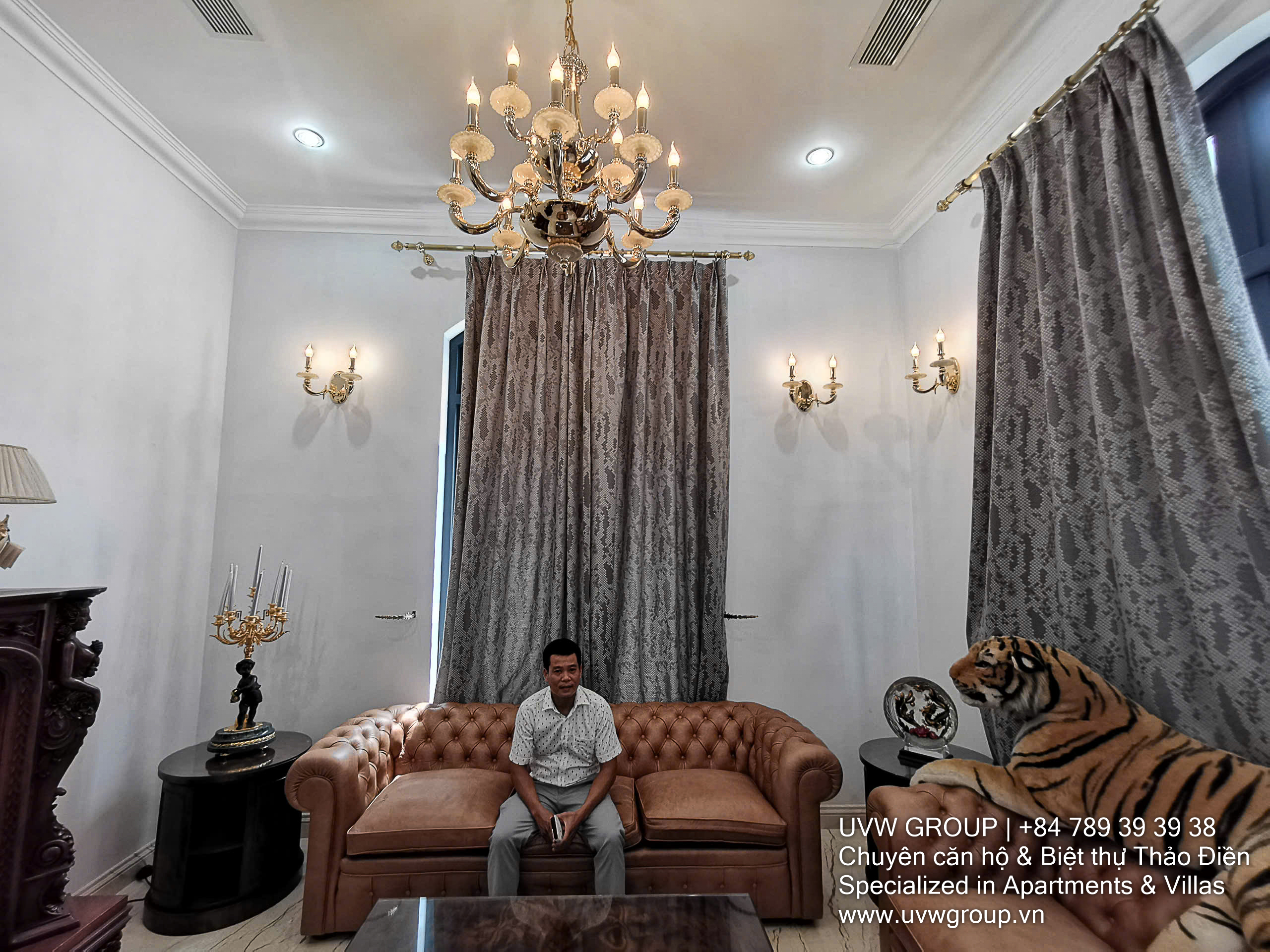 Brand-New Villa for Sale in Thao Dien | 500m² | Garden | 96 Bilion | European Style image 3